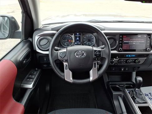 Used 2021 Toyota Tacoma 4x4 Double Cab image 14