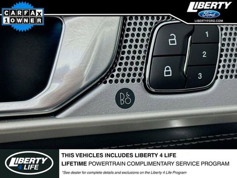 Used 2022 Ford Explorer Limited w/ Equipment Group 301A image 19