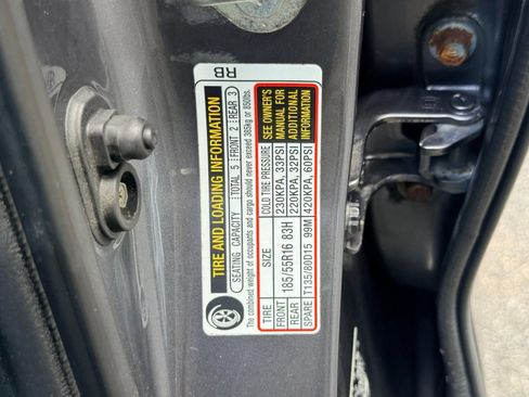 Used 2015 Honda Fit EX image 46