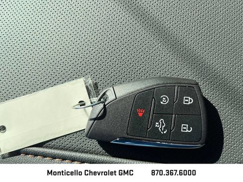 New 2026 GMC Sierra 1500 AT4 w/ AT4 Premium Package AWD/4WD image 23