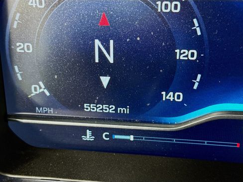 Used 2025 Chevrolet Silverado 2500 LTZ w/ LTZ Premium Package image 16