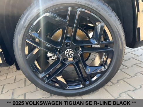 New 2025 Volkswagen Tiguan SE R-Line image 11