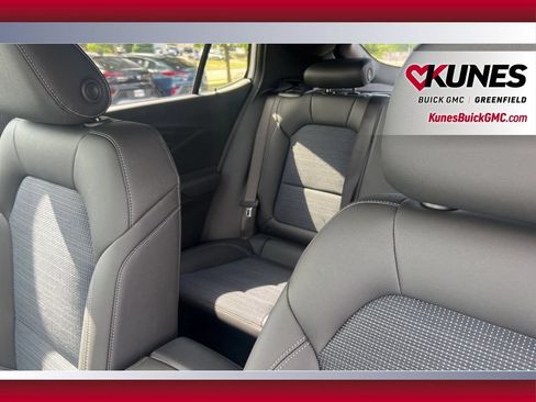 New 2026 Buick Envista Sport Touring w/ Convenience I Package FWD image 33