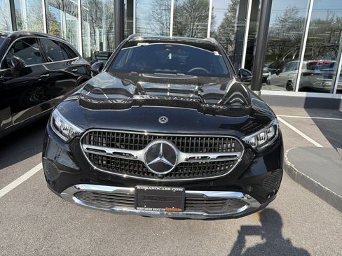 Used 2026 Mercedes-Benz GLC 300 4MATIC image 3