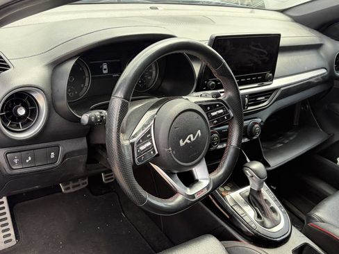 Used 2022 Kia Forte GT w/ GT2 Package FWD image 8