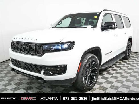 Used 2024 Jeep Wagoneer L Series II w/ Convenience Group I AWD/4WD image 30