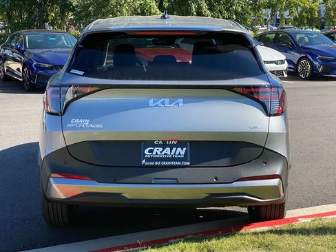 New 2026 Kia Sportage LX image 6