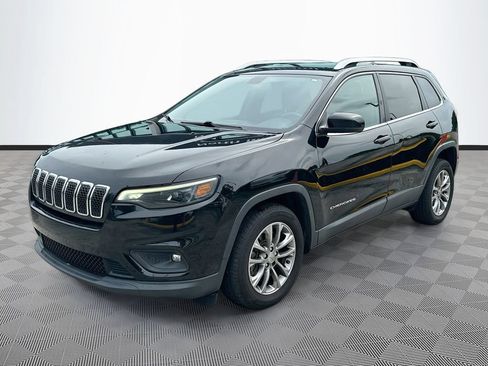 Used 2020 Jeep Cherokee Latitude Plus FWD image 3