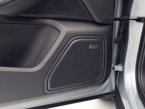 New 2026 Porsche Macan AWD/4WD image 14
