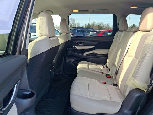Used 2021 Subaru Ascent Premium w/ Convenience Package image 10