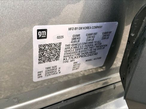 Used 2025 Chevrolet Trax ACTIV w/ Driver Confidence Package FWD image 35