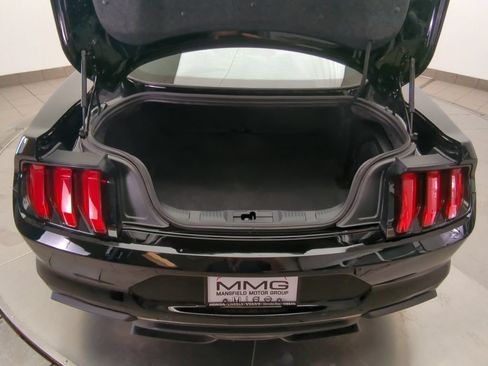 Used 2022 Ford Mustang GT Premium w/ GT Performance Package RWD image 33