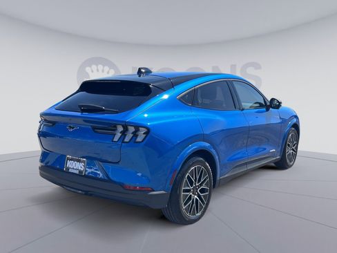 Used 2025 Ford Mustang Mach-E Premium w/ Interior Protection Package AWD/4WD image 11