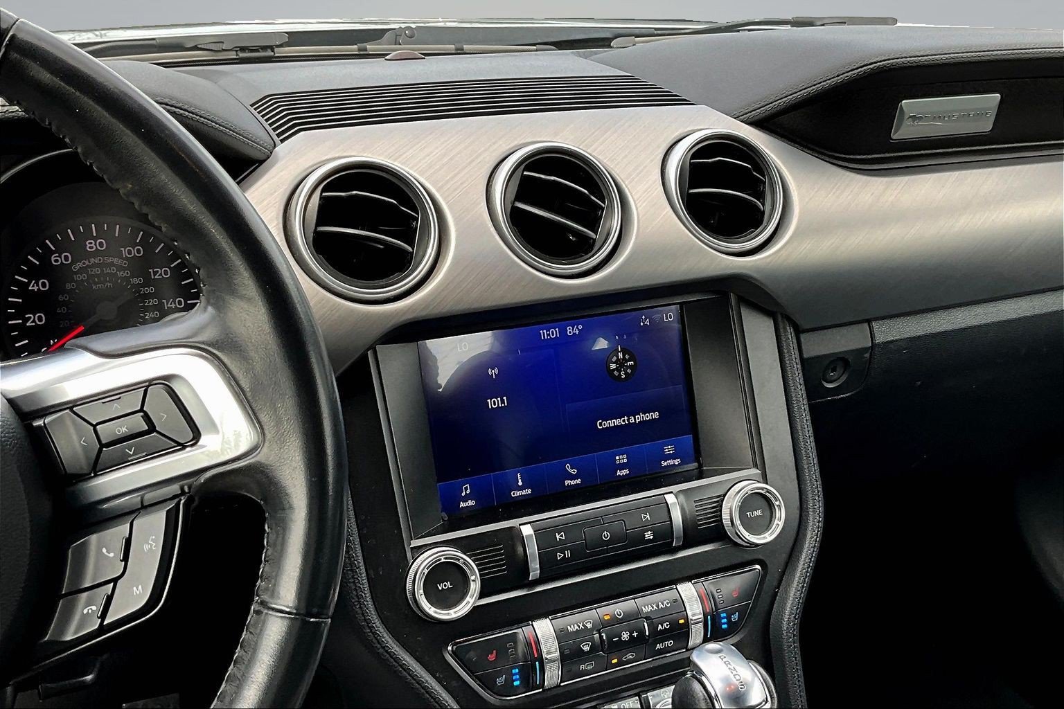 Used 2022 Ford Mustang Premium RWD image 8
