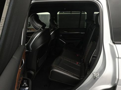 Used 2022 Jeep Grand Cherokee Summit w/ Advanced Protech Group IV image 16