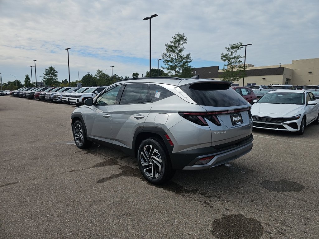New 2026 Hyundai Tucson Limited AWD/4WD image 3