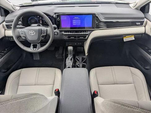 New 2025 Toyota Camry XLE image 13