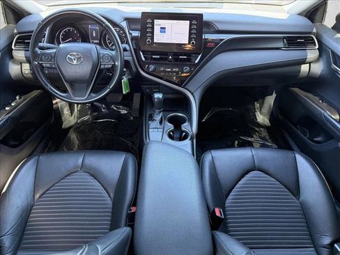 Used 2023 Toyota Camry SE image 14