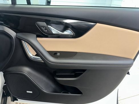 Certified 2024 Chevrolet Blazer Premier w/ Driver Confidence II Package image 36