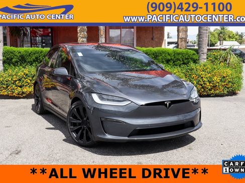 Used 2023 Tesla Model X image 1