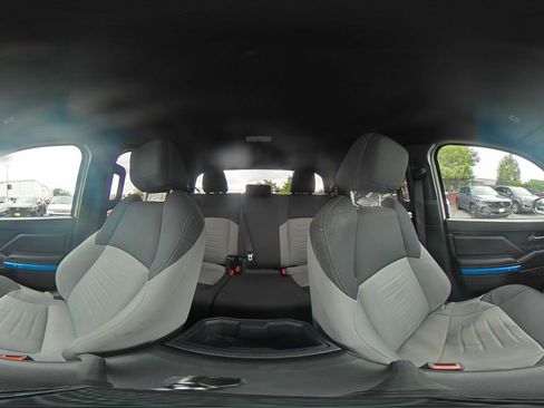 Used 2025 Toyota Tacoma TRD Off-Road AWD/4WD image 37