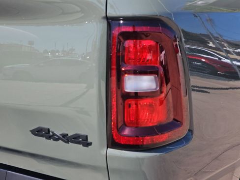 New 2026 RAM 1500 Express image 39