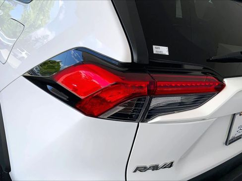 Used 2024 Toyota RAV4 XLE w/ Convenience Package FWD image 30