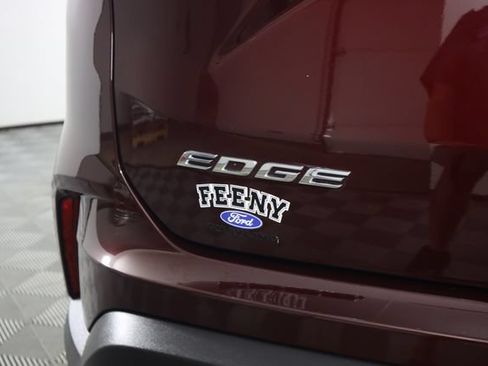 Used 2020 Ford Edge SEL w/ Convenience Package AWD/4WD image 24