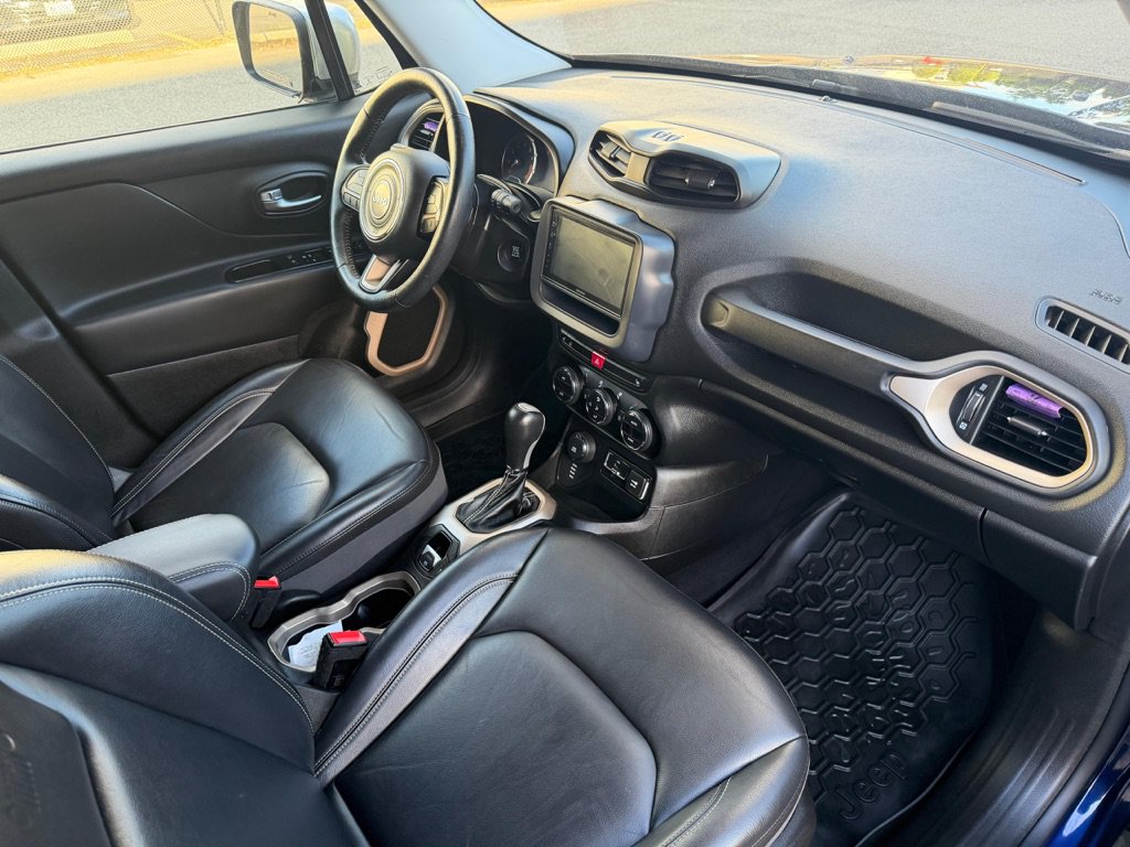 Used 2016 Jeep Renegade Limited AWD/4WD image 13