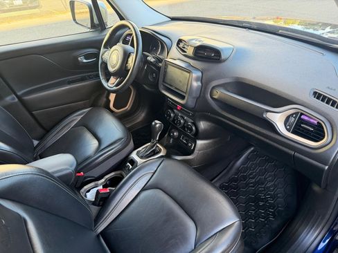 Used 2016 Jeep Renegade Limited AWD/4WD image 13