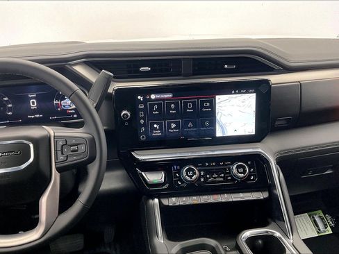 New 2026 GMC Sierra 2500 Denali w/ Denali Reserve Package AWD/4WD image 7