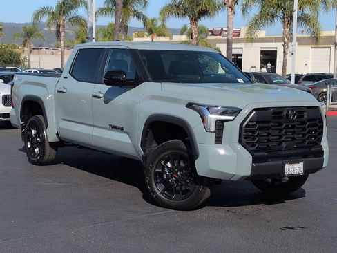 Used 2025 Toyota Tundra Limited w/ TRD Off-Road Package AWD/4WD image 2