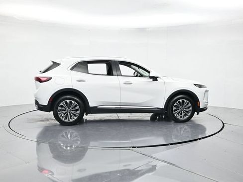 Used 2024 Buick Envision Preferred AWD/4WD image 2