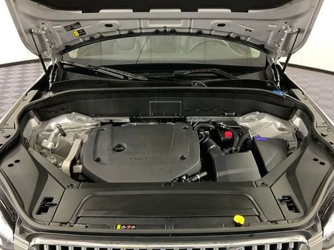 Certified 2023 Volvo XC90 B6 Plus w/ Protection Package Premier AWD/4WD image 40