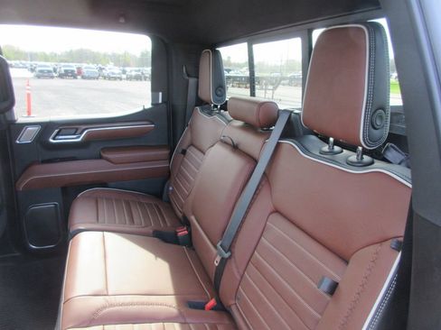 New 2026 GMC Sierra 1500 Denali Ultimate AWD/4WD image 13