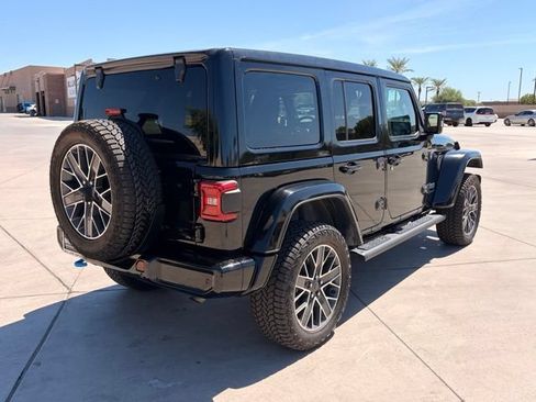 Used 2024 Jeep Wrangler High Altitude AWD/4WD image 6