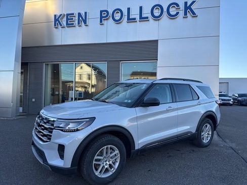 New 2026 Ford Explorer Active image 2