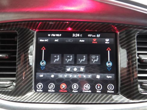Used 2017 Dodge Charger R/T RWD image 18