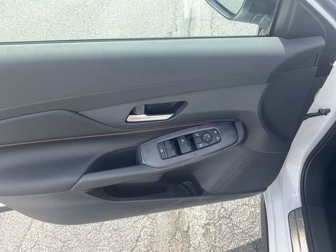 New 2026 Nissan Sentra SR w/ Floor Mat Package FWD image 26