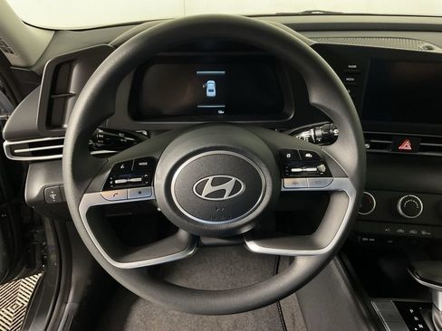 New 2026 Hyundai Elantra SE FWD image 23