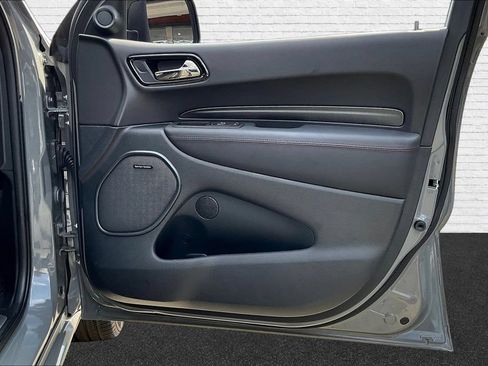 Used 2022 Dodge Durango R/T RWD image 28