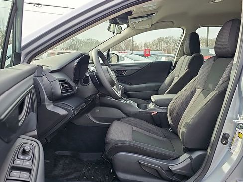 Used 2025 Subaru Outback AWD/4WD image 13