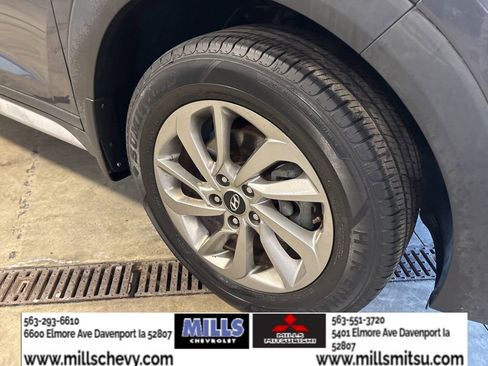 Used 2017 Hyundai Tucson SE image 19