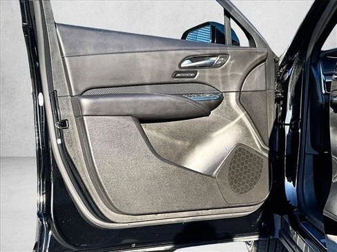 Used 2023 Cadillac XT4 Sport image 18