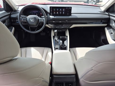 Used 2024 Honda Accord EX-L image 30