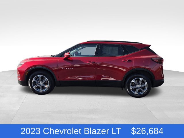 Certified 2023 Chevrolet Blazer LT AWD/4WD image 2