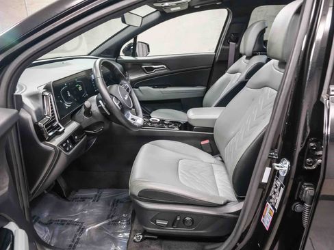 Used 2025 Kia Sportage X-Line AWD/4WD image 22