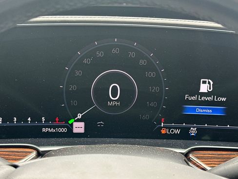 Used 2021 Cadillac Escalade Premium Luxury w/ Driver Assist Tech Package AWD/4WD image 40