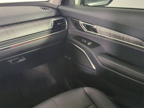 Used 2024 Kia Telluride SX w/ Towing Package image 21