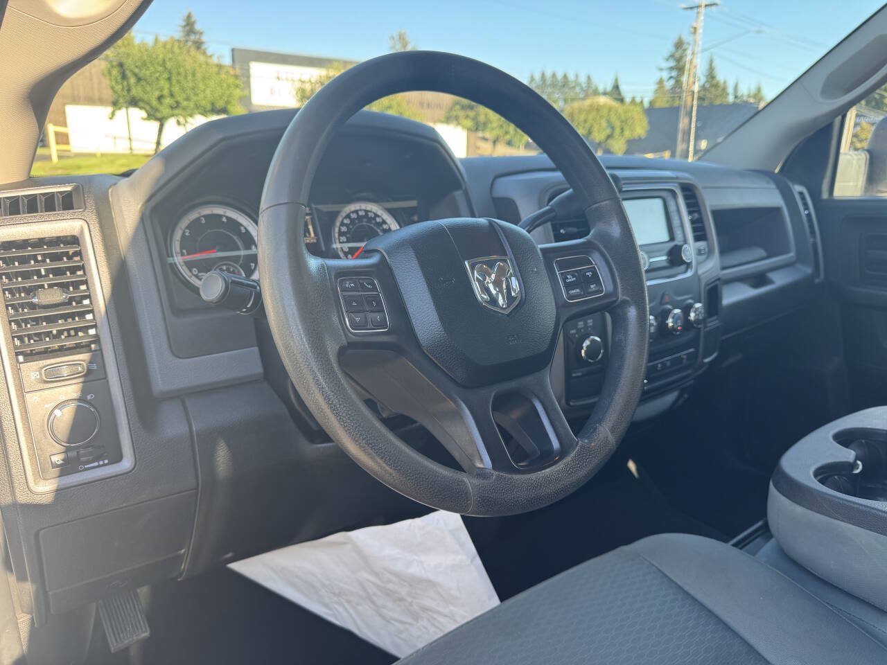 Used 2018 RAM 2500 Tradesman w/ Chrome Appearance Group AWD/4WD image 8